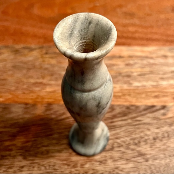 Vintage Italian Marble Bud Vase - Picture 2 of 3